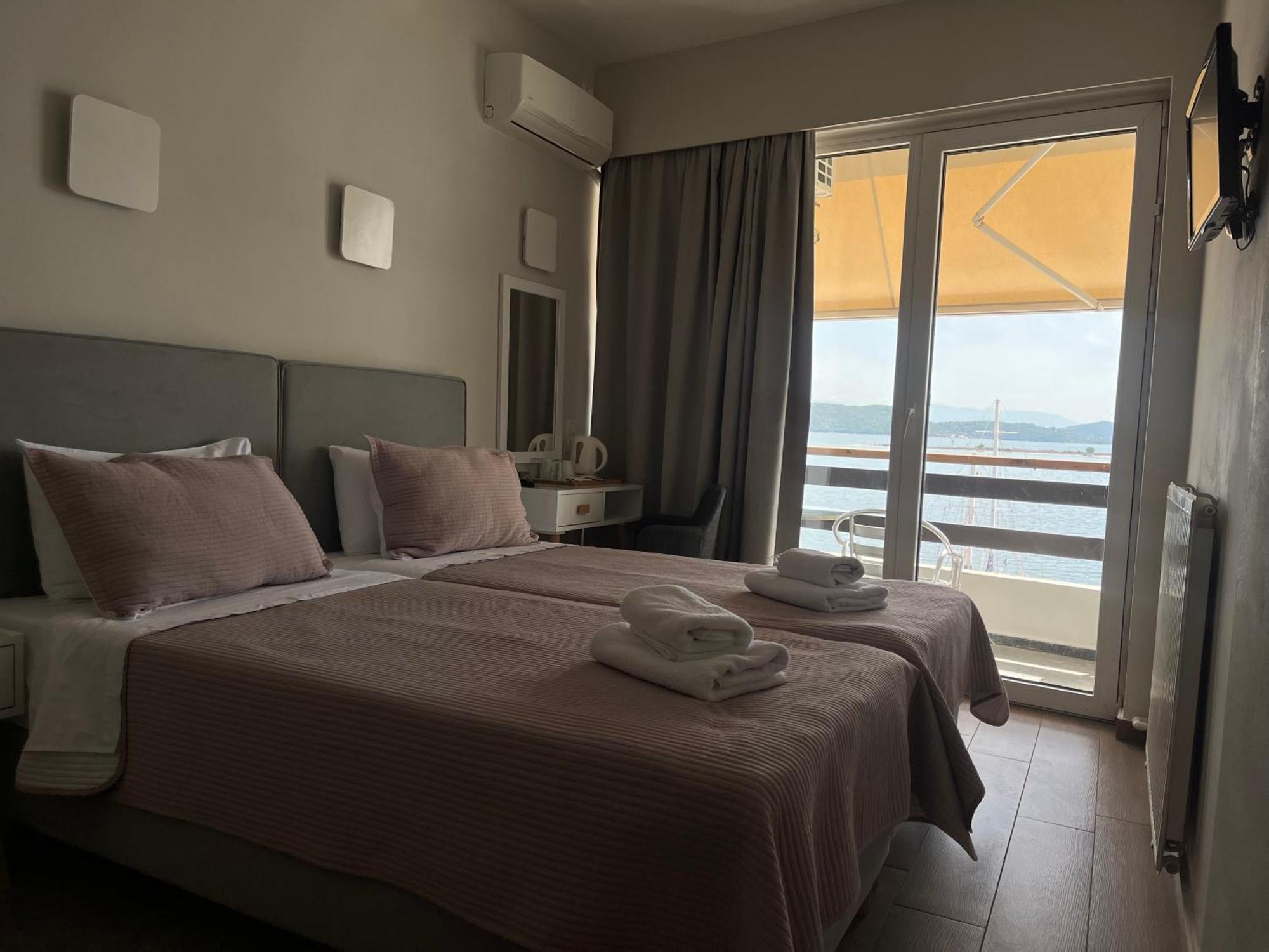 Hotel Avra Preveza Exteriör bild