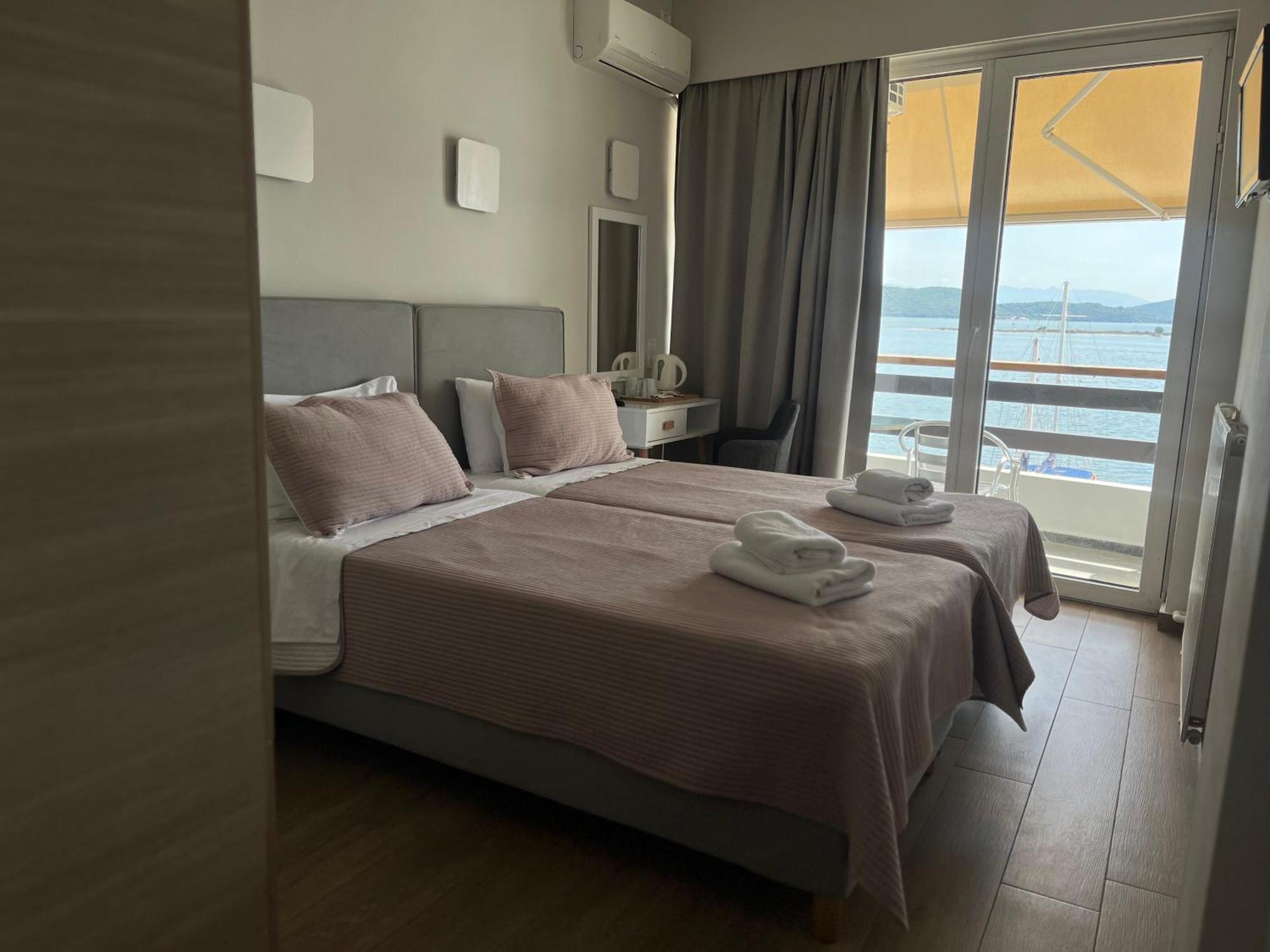 Hotel Avra Preveza Exteriör bild