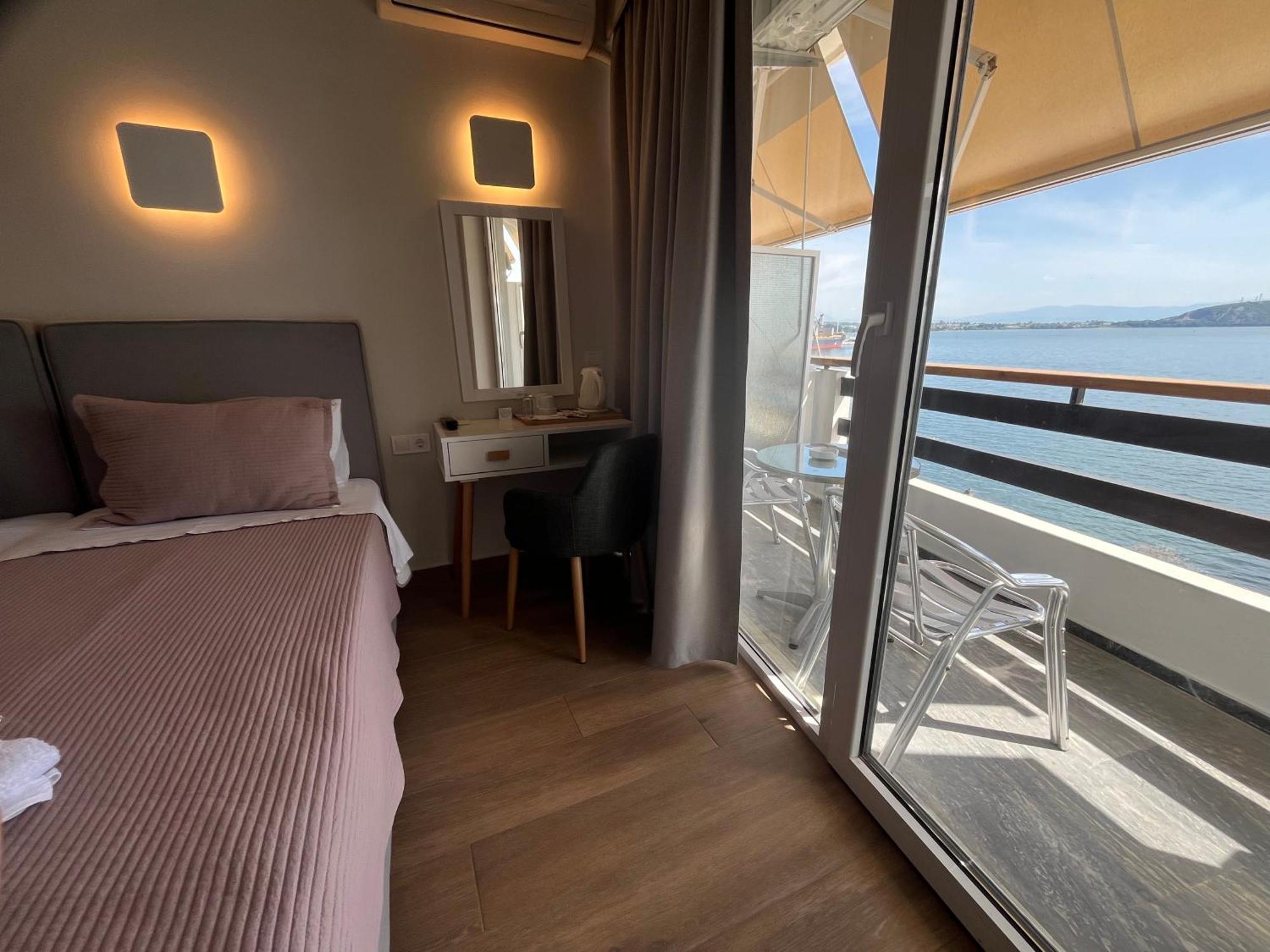 Hotel Avra Preveza Exteriör bild
